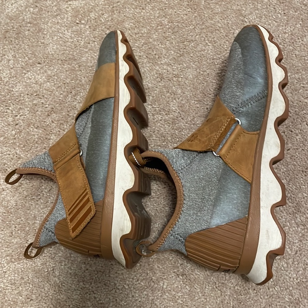 Sorel gym shoe